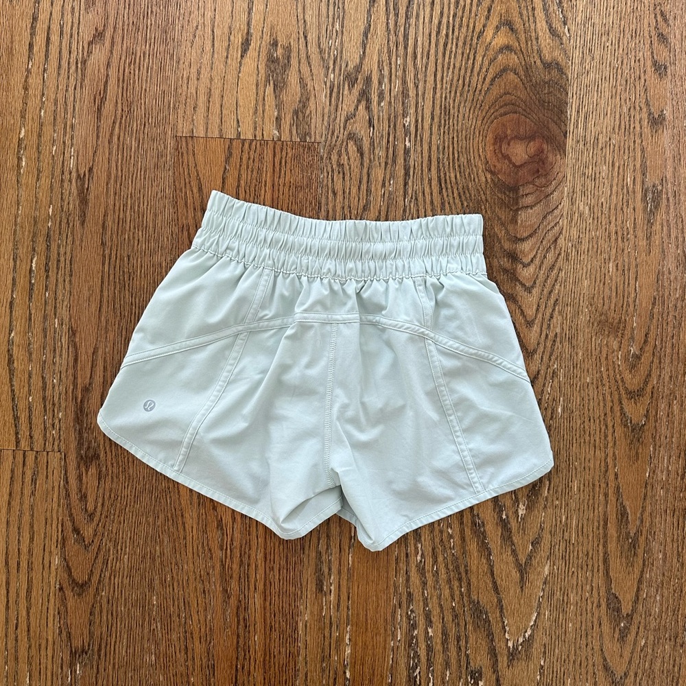 Lululemon tracker shorts